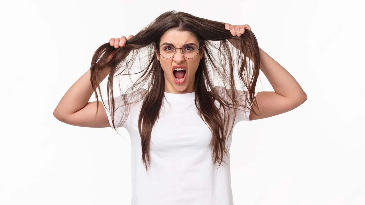 What Does Sun-Damaged Hair Look Like