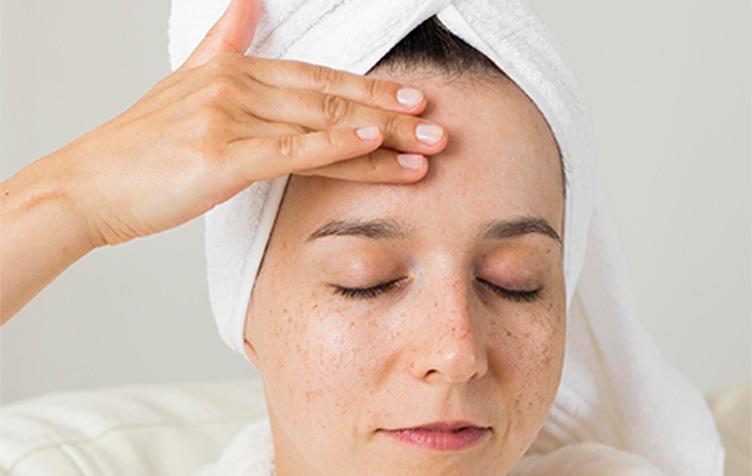 Reducing Pore Skin